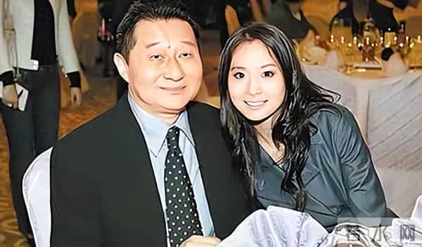 包养情人无数，娶初中同学女儿为妻，玩老婆闺蜜，孙道存有多放荡