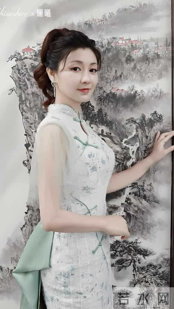 中国安徽安庆演员斓曦