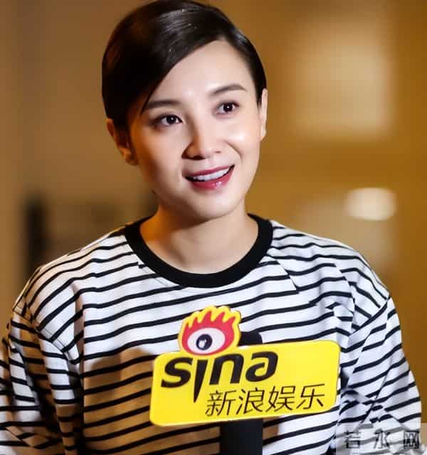 官媒发文,高调官宣45岁宋佳喜讯,她让整个娱乐圈刮目相看