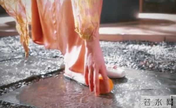 《枭起青壤》陈星旭卧底身份曝光!梦见热巴这1幕超揪心,流量破3亿