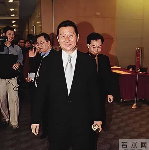 包养情人无数，娶初中同学女儿为妻，玩老婆闺蜜，孙道存有多放荡