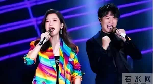 看破不说破,“手表风波”5个月后再看曾毅和玲花,答案一目了然