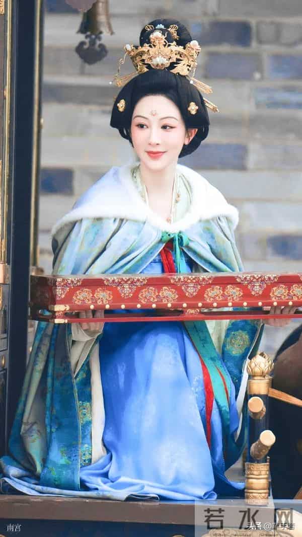 洽洽瓜子疑似内涵杨紫，直言自己的瓜子很干燥，不像杨紫作品注水