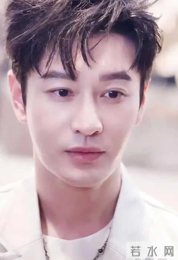 黄晓明也没想到，被他万分嫌弃的前妻杨颖，已经走上了另一条路