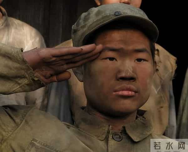 央视曝光卖假酒仅3年,嘎子再迎噩耗,2个月前他刚从拘留所出来