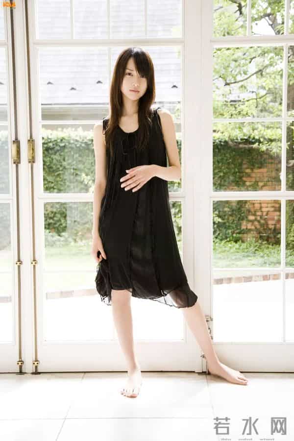 日系写真美图-No.1676 户田惠梨香[Bomb.TV]