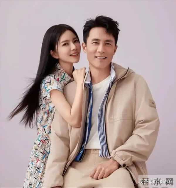 王灿晒胖了16斤自拍照!肚子赘肉藏不住,杜淳忙帮搭配衣服好奢华