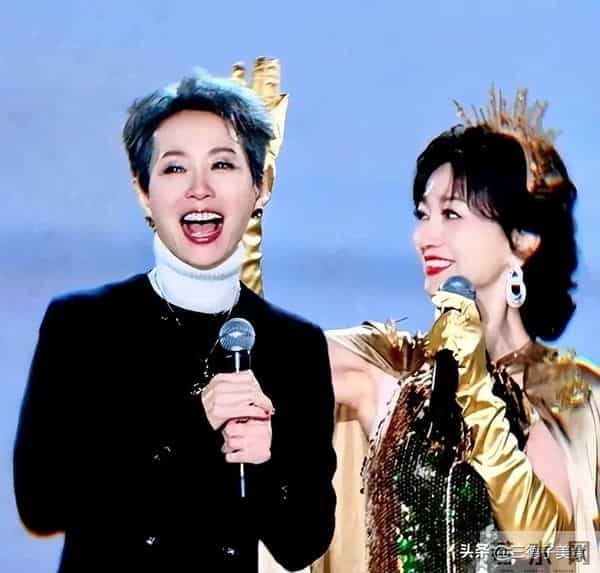 叶童回应退出巡演原因,新白CP太体面了