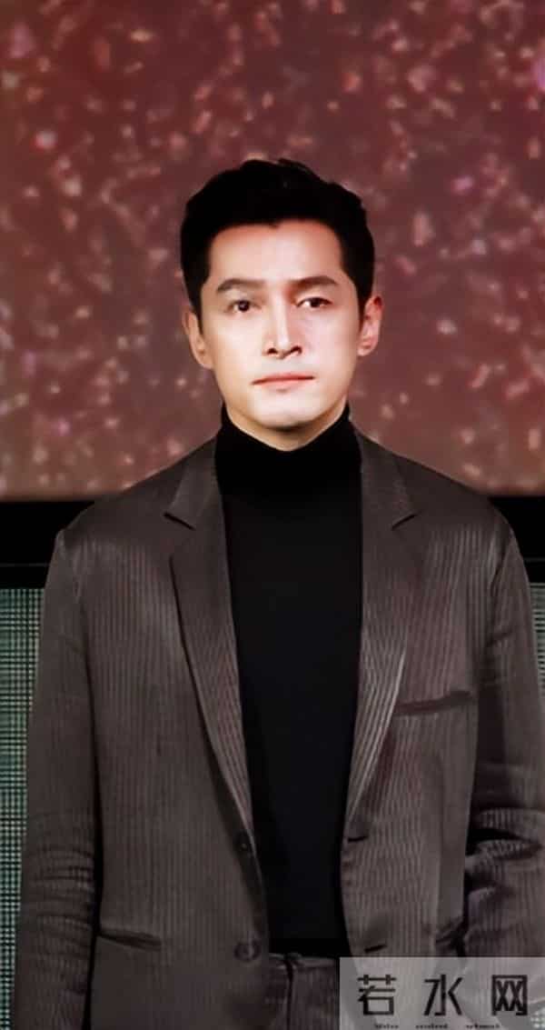 再多钱有什么用?43岁身价过亿的胡歌,还是难弥补对两岁女儿亏欠