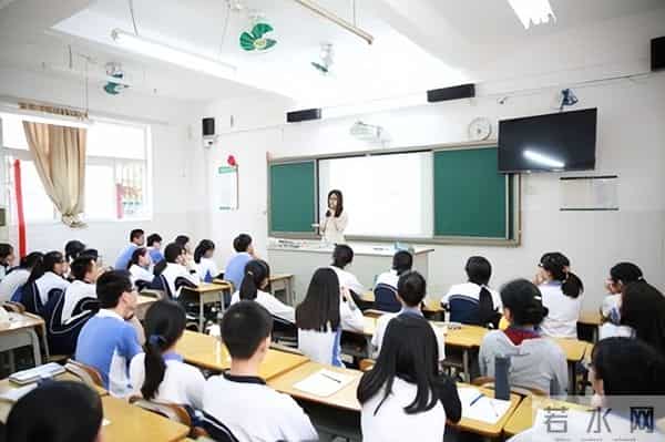 "台湾永远都不会是中国的一部分"，她被全民唾骂，被明星扇耳光