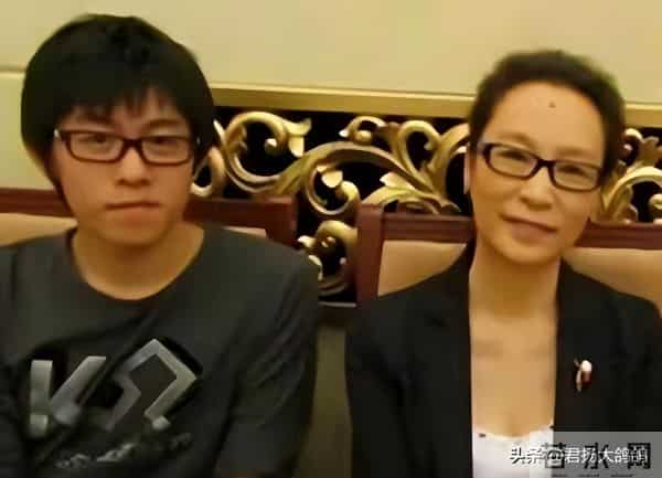 被冤枉抛妻弃子，自证清白的周野芒，揭开了前妻不为人知的一面