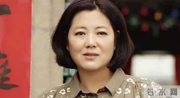 国家一级演员王茜华:45岁高龄为小丈夫生儿子,她后悔了吗?