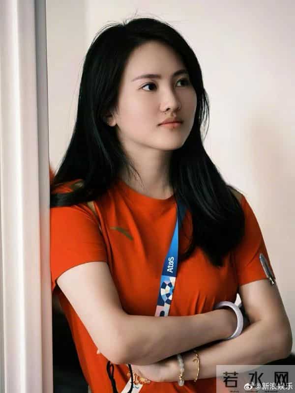 演员杨旭文工作室回应“与奥运冠军陈若琳订婚”：假