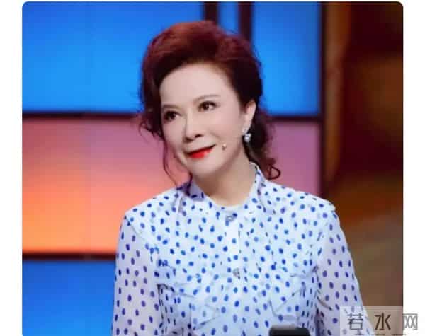 再有钱也没用，64岁身价千万的蔡明，还不是要为39岁儿子操碎了心