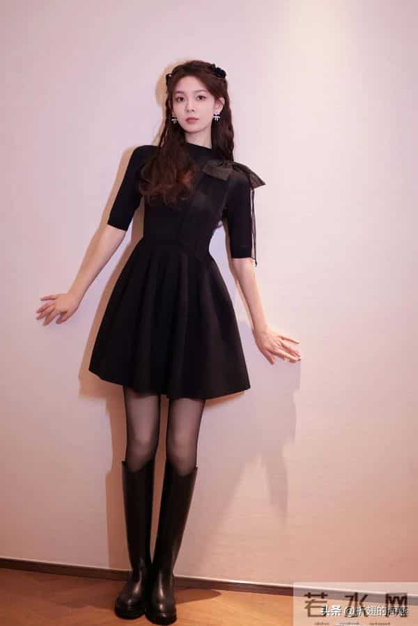 陈瑶,甜美丝袜妆造精选图集