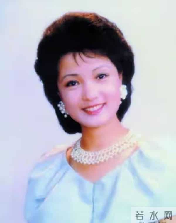 朱玲玲和霍震霆分手，不是为了罗康瑞，而是因为一个北京姑娘