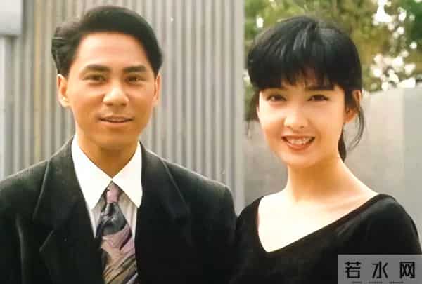 红过毛宁，错过周慧敏，移居加拿大后至今未婚，64岁的他后悔吗？