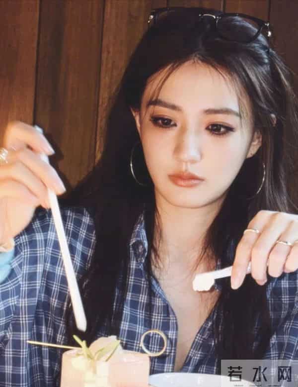 终于找对路子!徐璐惊艳亮相,果然堪称国色!