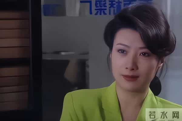 权色交易、陪睡上位，她压根不沾边，简直是娱圈的一股“清流”