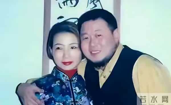 悲情女人仲小萍:因儿子31年不嫁,两次被辜负,霍尊输了回到原点