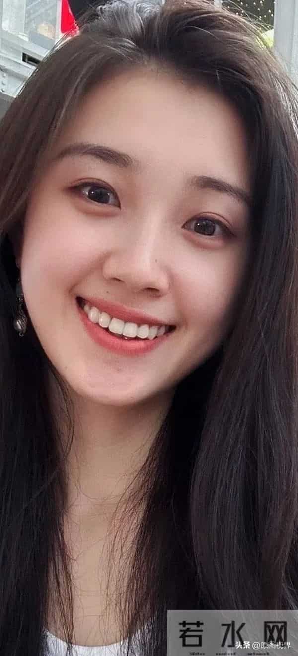 荆棘花开——郭宇欣时尚写真大图