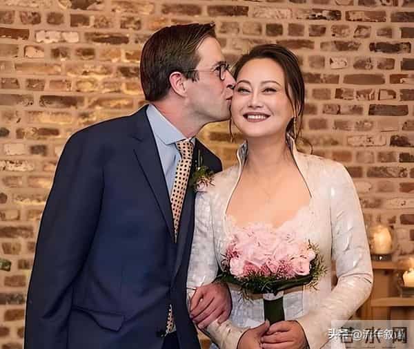 她,抛弃重病丈夫,甩掉著名导演,55岁再嫁比利时豪门现状怎样了