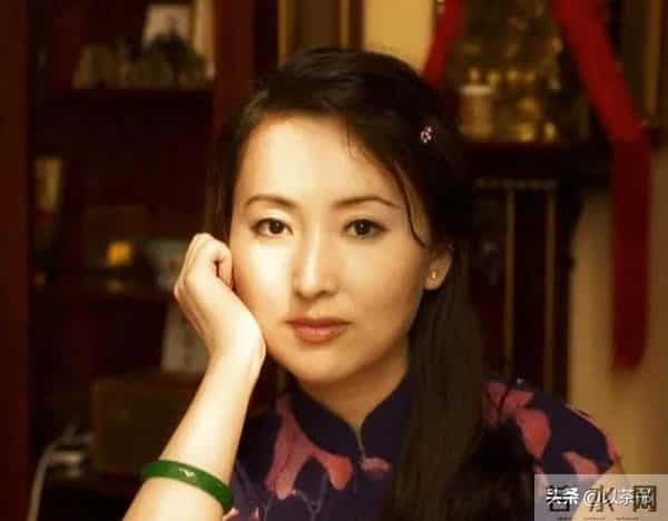 陈晓旭去世18年,2任丈夫都再婚,一个怀念她,一个为她延续价值