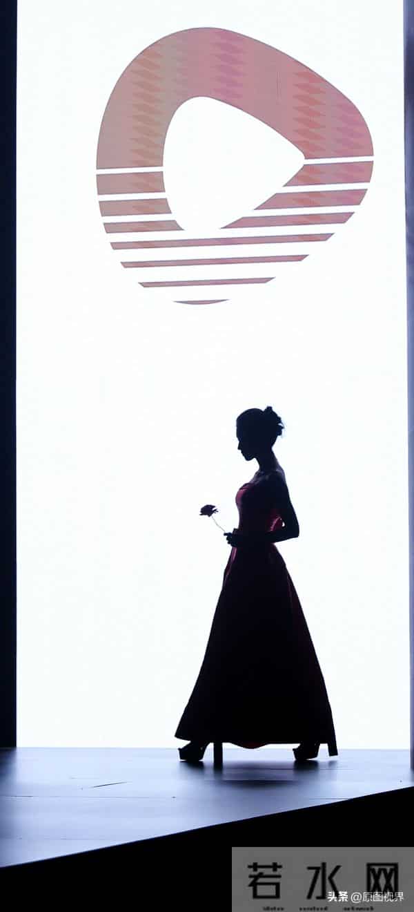 荆棘花开——郭宇欣时尚写真大图