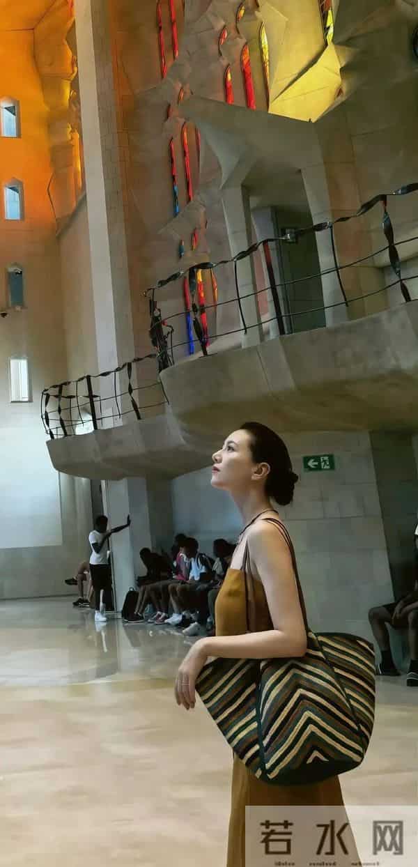 高圆圆生活写真自拍，太舒服了