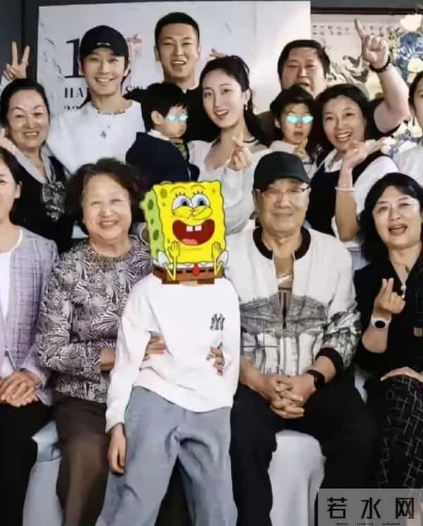 机关算尽太聪明！女儿大哭叶珂不耐烦捂耳朵，黄晓明态度不言而喻