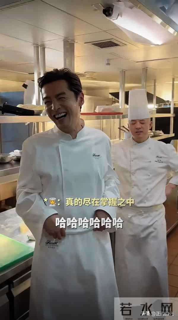 胡歌自爆女儿很馋 爱吃蛋糕 做沪版巨型红烧肉 精通厨艺 老婆太有口福