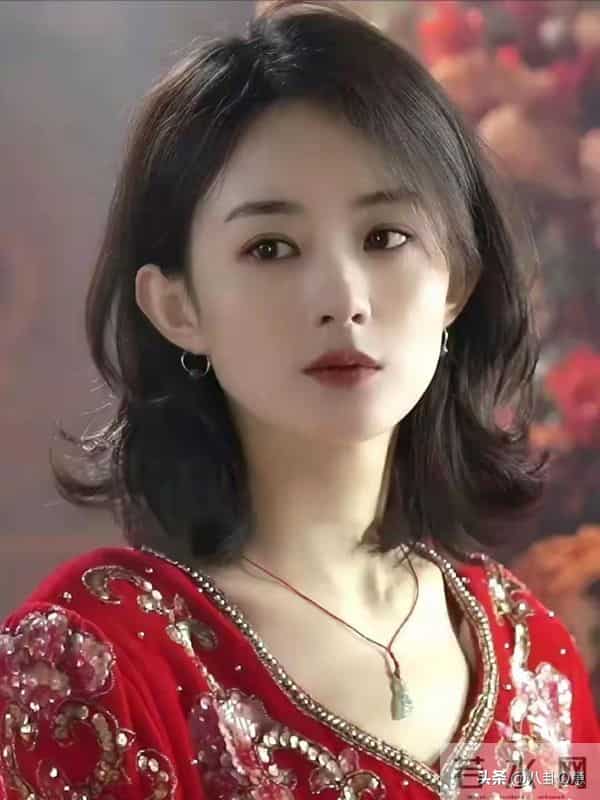 难怪赵丽颖这么红！背后5个百亿身家男人，为她全力托举不图回报