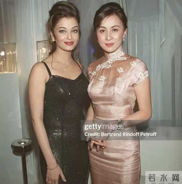 难怪梁朝伟说刘嘉玲没得奖是因太漂亮，当年的她漂亮到秒了张柏芝