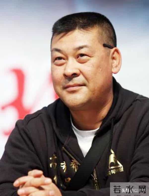 性子出了名的随和,曾身患癌症妻子不离不弃,演员侯传杲现状如何