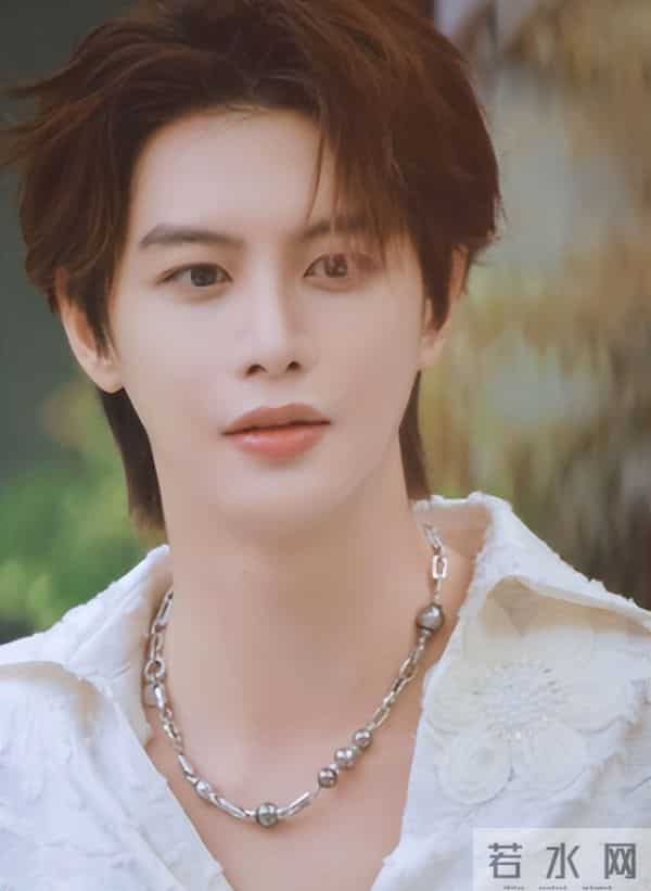 出道似“整容”！这6位短剧顶流出道前后判若两人，完全认不出