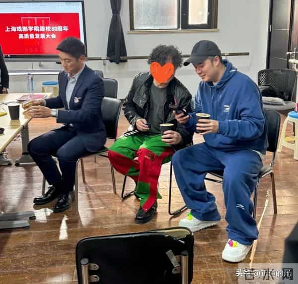 半个娱乐圈的综艺咖都在这桌 跑男 爱情公寓十年后再重聚破不和传闻