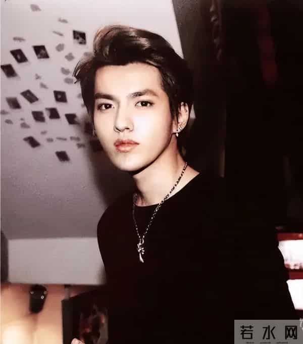 被判入狱只是冰山一角!法院出手,吴亦凡再迎噩耗,表哥也被牵连