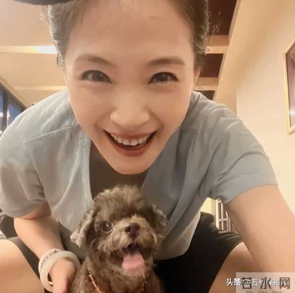 她58岁仍是干净之身,至今没谈过恋爱,除非是最爱不然不会献身