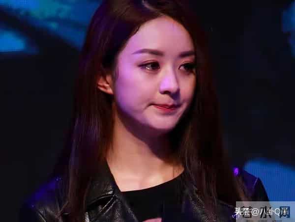 难怪赵丽颖这么红！背后5个百亿身家男人，为她全力托举不图回报