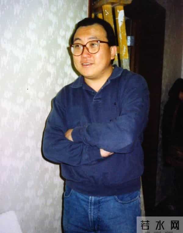 演都不演了,王晶曝易烊千玺拿奖内幕 彻底撕开了内娱的“遮羞布”