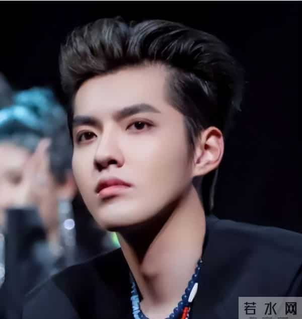 被判入狱只是冰山一角!法院出手,吴亦凡再迎噩耗,表哥也被牵连