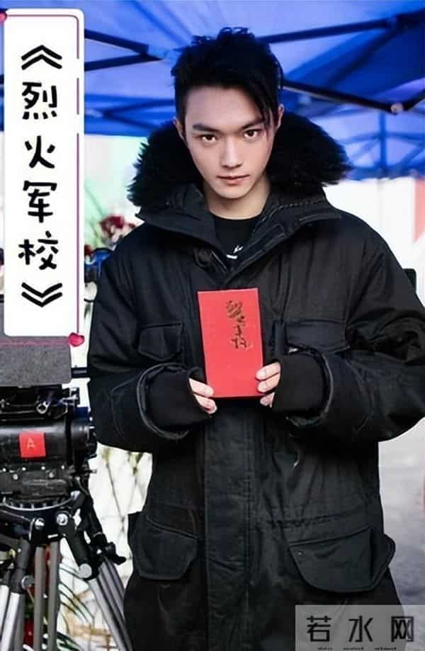 没想到，出轨传闻刚3个多月，许凯竟因一个举动，实现口碑暴涨