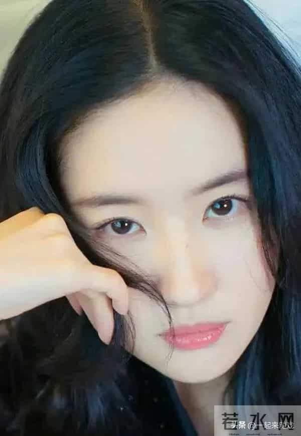 刘亦菲的美,清冷仙气,美得人不敢靠近