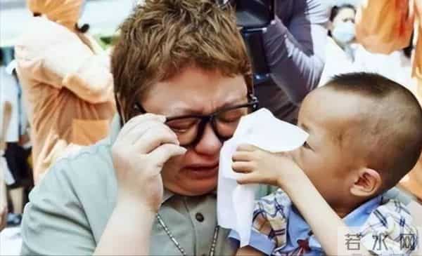 多位明星为香港捐款！韩红首当其冲捐款1000万！