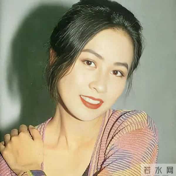 难怪梁朝伟说刘嘉玲没得奖是因太漂亮，当年的她漂亮到秒了张柏芝