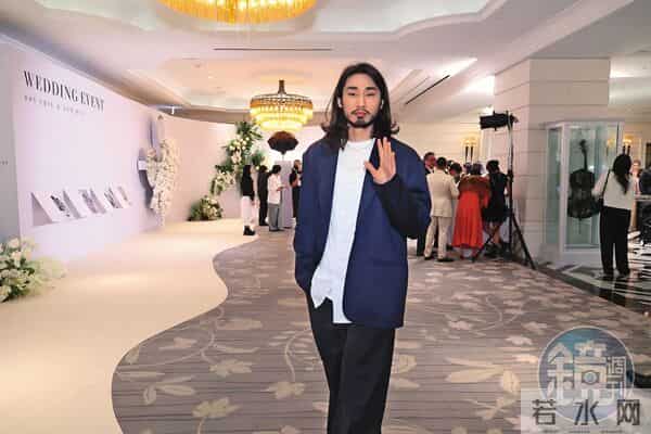 许玮宁婚礼爆插曲！「3男星兄弟情生变」他打招呼遭无视  厕所互动曝