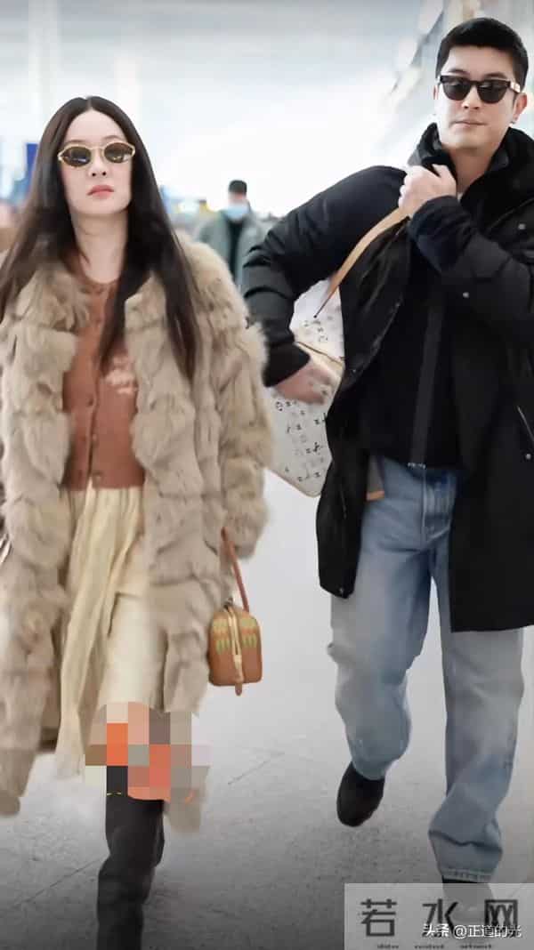 霍思燕穿几十万皮草国外度假 160斤像李湘 尴尬捂嘴笑 杜江像助理