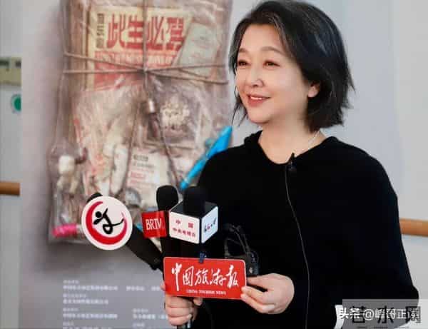 美人迟暮！看见57岁江珊现状才知道，原来一代女神也能优雅老去