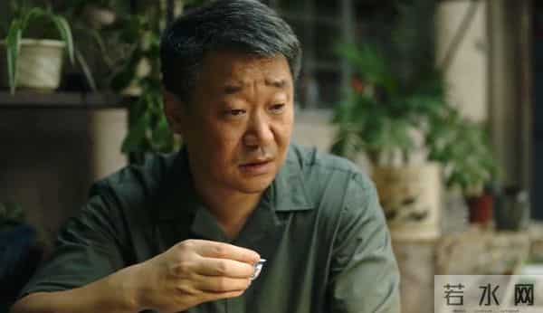 上戏80周年庆，雷佳音王传君同框，陈赫挽着杜江胳膊，于和伟也在