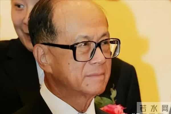 97岁的李嘉诚没想到，一场大火，让所有人看清了他的“真面目”